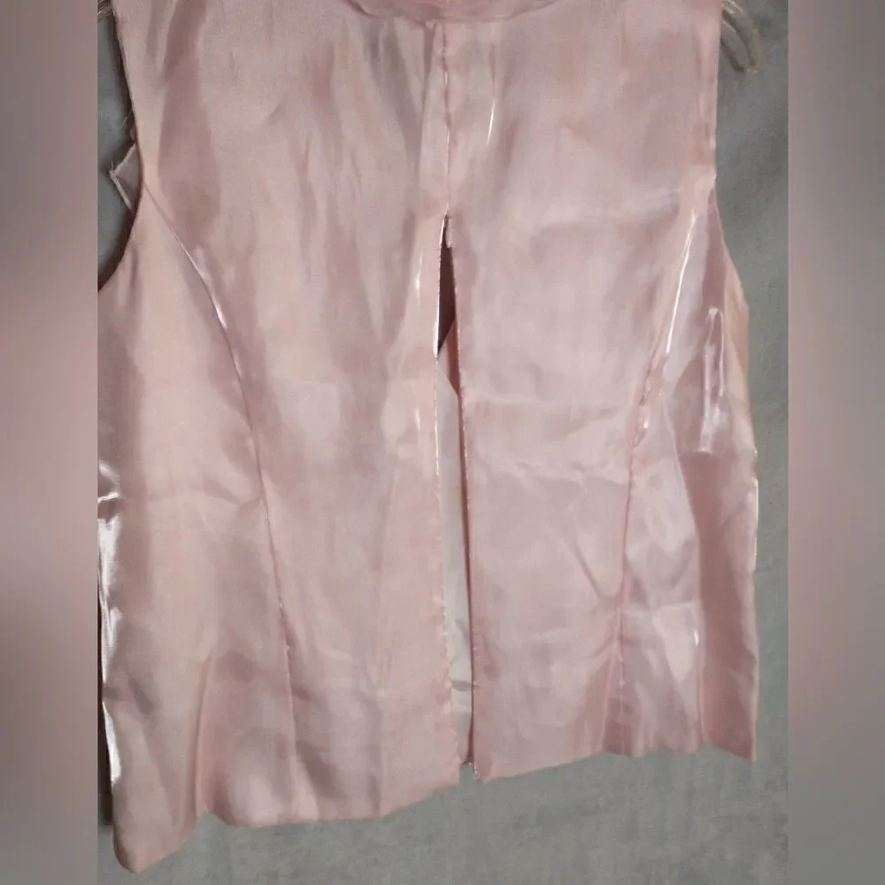 Dressbarn Semi-formal Top - Picture 6 of 6